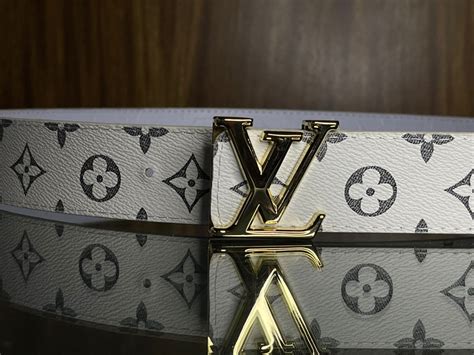 cintos louis vuitton blanco